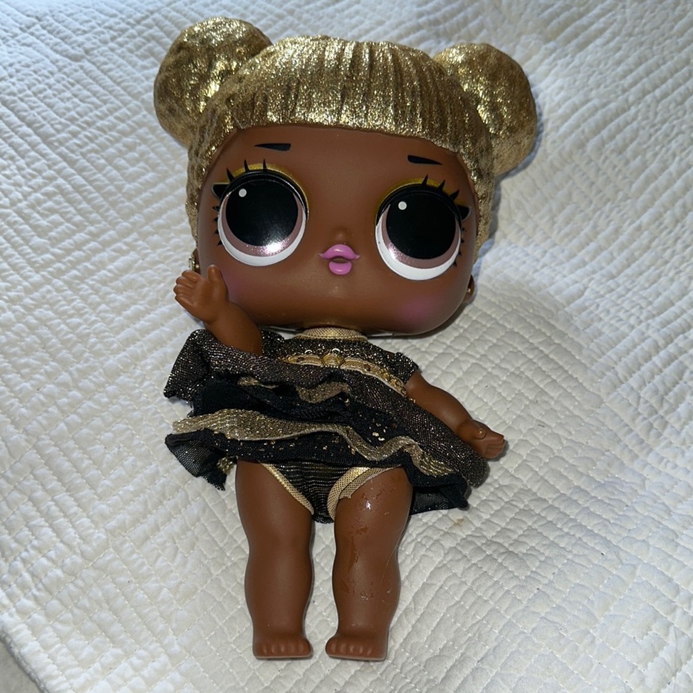 LOL Surprise!Baby Doll Queen Bee Big Gold glitter big baby Doll clean very nice